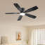 Ventilateurs de plafond de 52 pouces avec lumières à DEL et télécommande / commande, plafonnier encastré, moteur à courant continu réversible, ventilateur de plafond blanc à intensité variable 3CCT, silencieux et moderne pour la chambre à coucher, utilisation intérieure / extérieure couverte-117580821-117580822