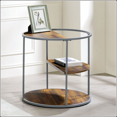 Table de bout à demi-tablette de style industriel unique avec finition grise et noyer, trois tablettes et structure thermolaquée