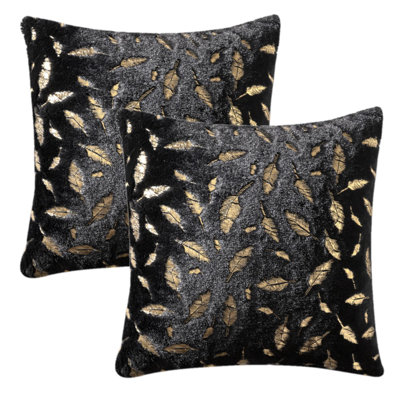  Square Faux Fur Pillow Cover