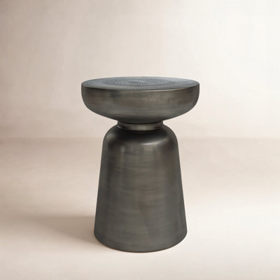 Tito Iron End Table