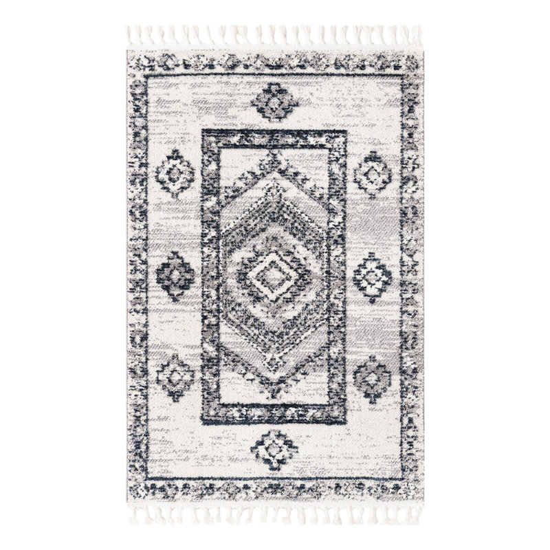 Gosnold Geometric Indoor Rug, Rectangle 4' x 6'