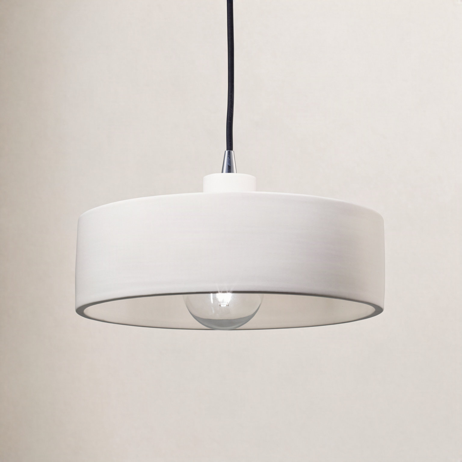 Fens Single Light Ceramic Dimmable Pendant, Gloss Black/Matte White, Brushed Nickel