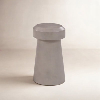Magnus End Table