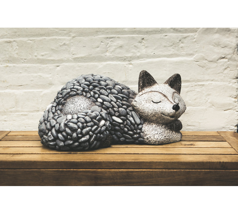 Renate Fox Statue