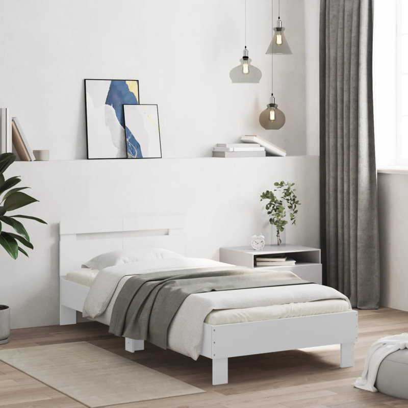 Nikholas Bed, White