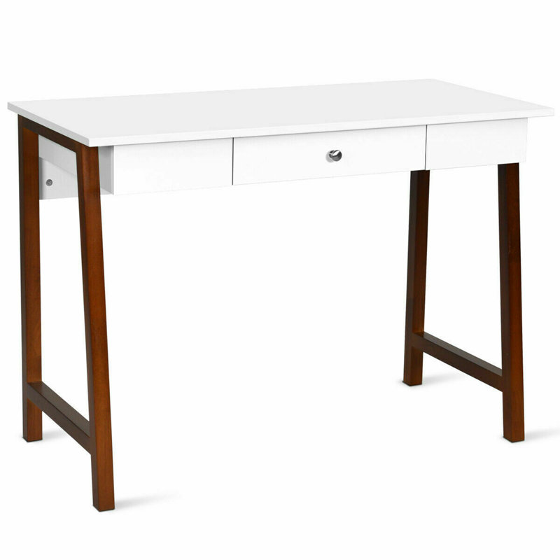 Bureau Fantaysia, Brun