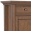 Armoire de rangement transitionnelle en bois massif avec tiroirs et quincaillerie laiton antique Redmond