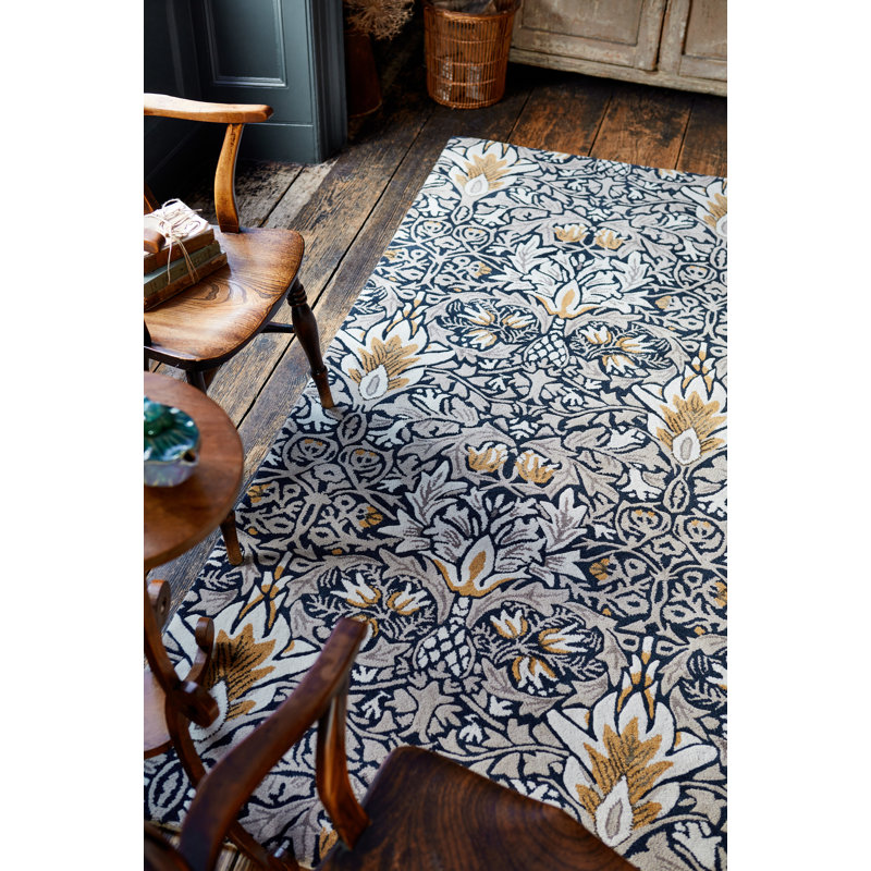 Morris Hand Tufted Wool Floral Area Rug in Blue, Rectangle 6'7" x 9'2"