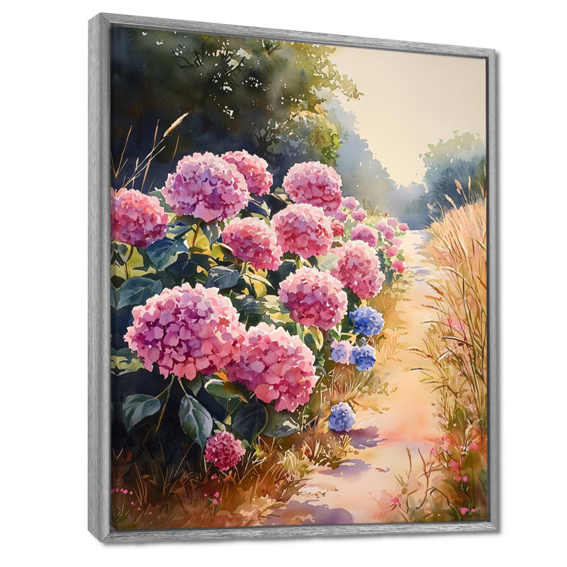 Hydrangeas in a Country Lane I - Hydrangea Wall Art, H 20 po x l 12 po, Reproduction avec cadre flottant, Argent argent