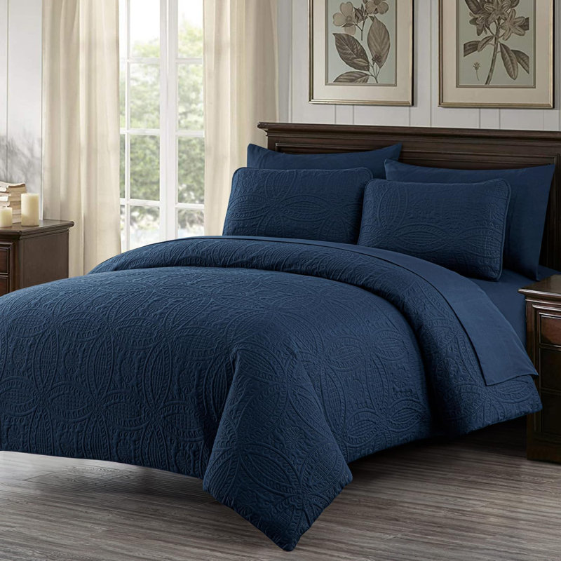 Liam Microfiber 7 Piece Bed in a Bag Comforter Set, Queen Comforter + 6 Additional Pieces, Navy
