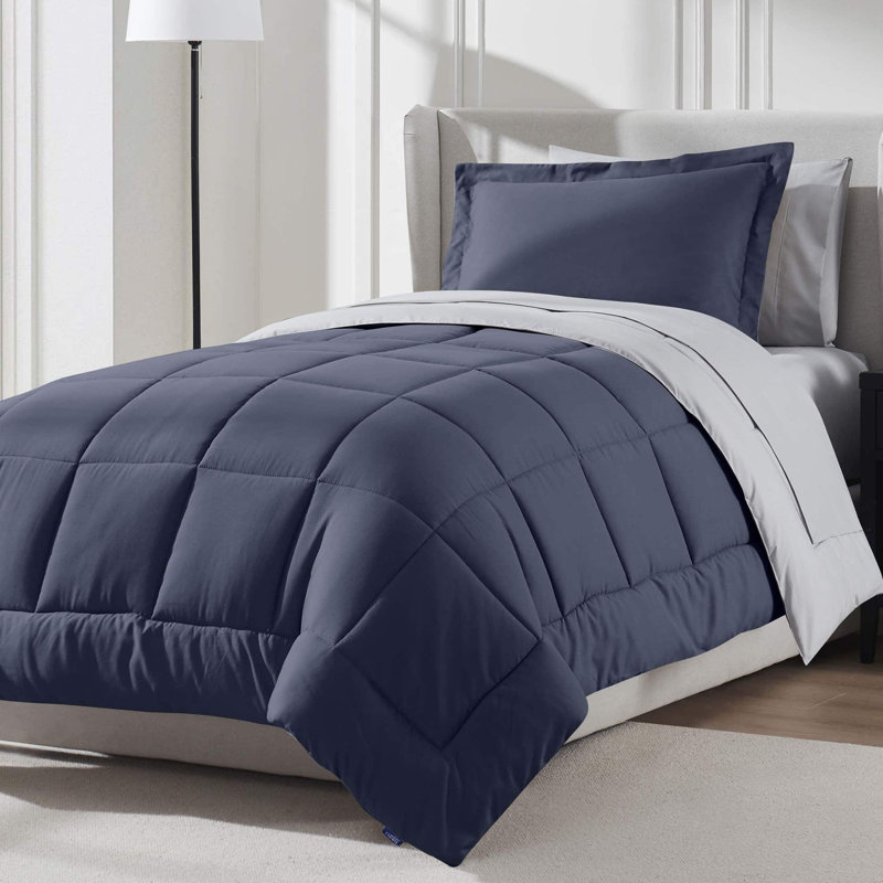 Ensemble d'édredon réversible avec draps Bed-in-a-bag, Bleu marine, Édredon simple très long + 5 pièces supplément
