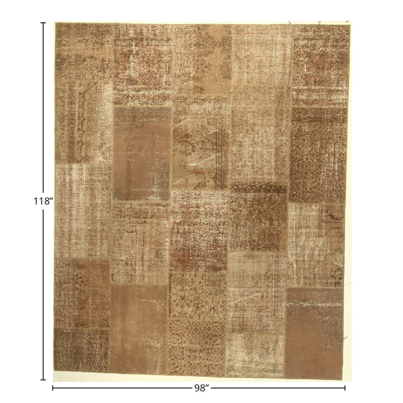 Geometric Area Rug in Brown