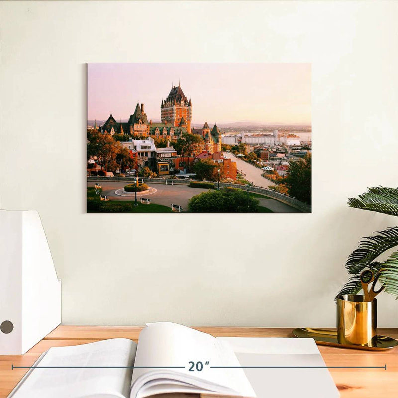Lilie Québec Château Frontenac, H 8 po x l 12 po