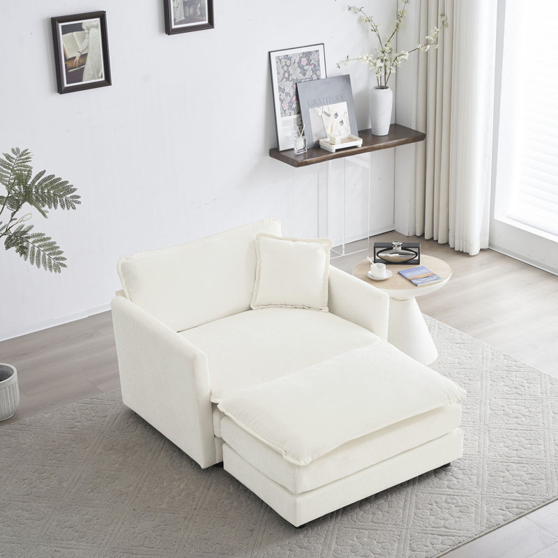 Fauteuil Aleksandra revêtu de chenille blanche et confortable pour le bureau à domicile, salle de séjour avec pièce de couleur, tissu haut, fabrication en bois massif