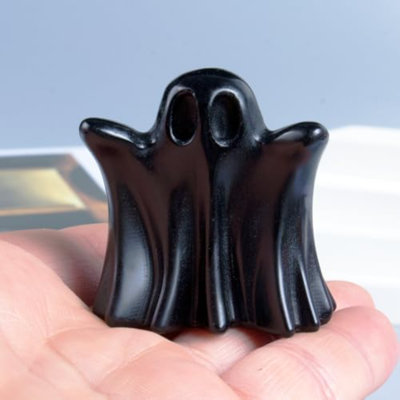 Black Obsidian Crystal Ghost, 1.8In Ghost Decor, Cute Natural Crystal Ghost Statue,Halloween Figurines Hand-Carved, Spooky And Decoration For Halloween Home Office Mantel Décor