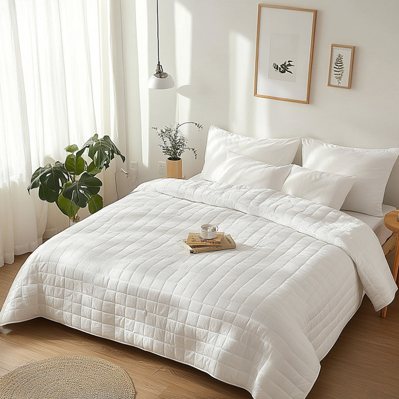 Couette blanche unie matelassée