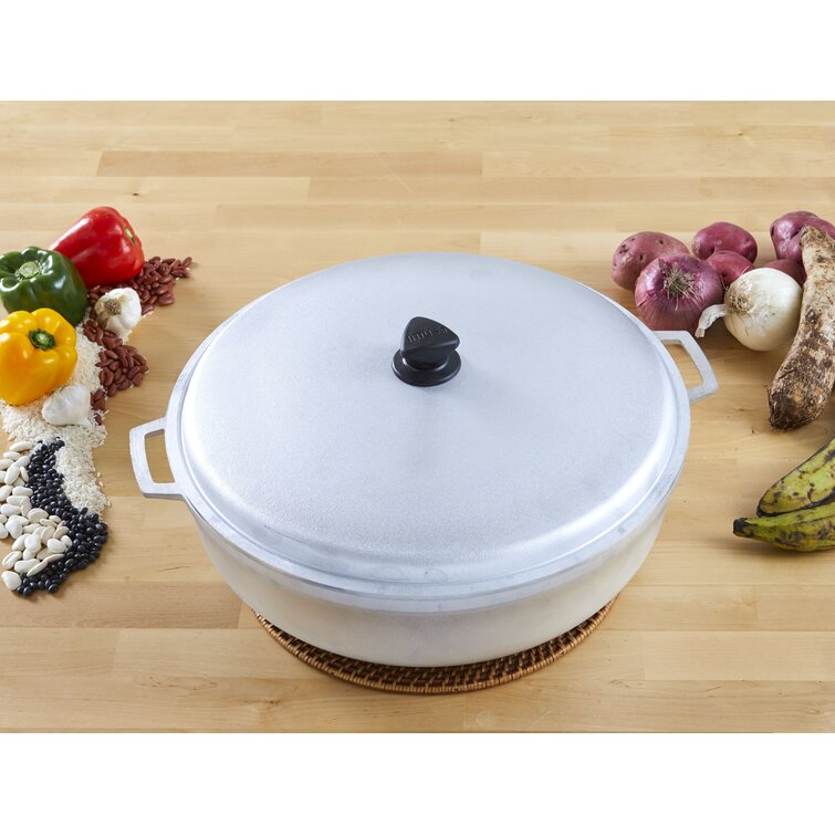 https://assets.wfcdn.com/im/27176084/resize-h755-w755%5Ecompr-r85/1710/171087612/IMUSA+Non-Stick+Aluminum+Round+Dutch+Oven.jpg