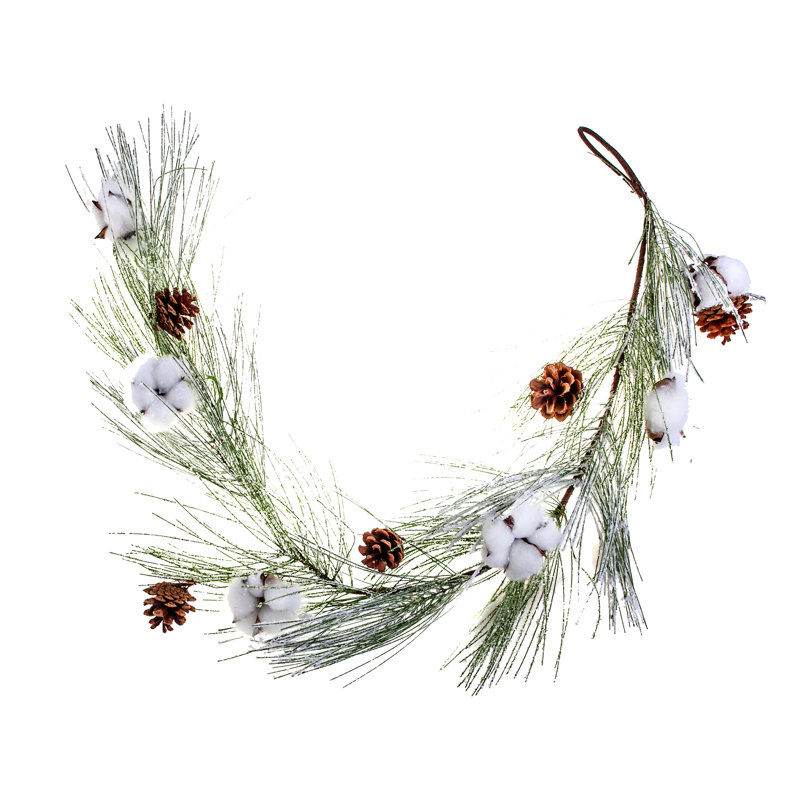 Guirlande en coton et pommes de pin