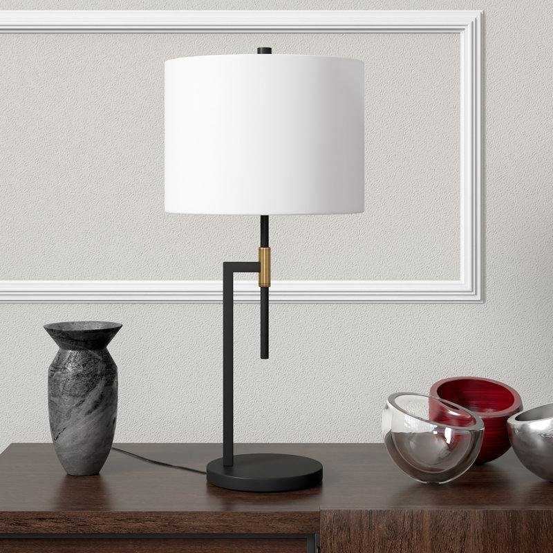 Lampe de table 25,875 "noir mat / laiton Nico