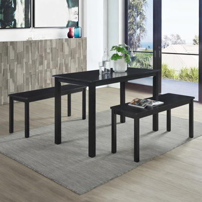 Ensemble repas pour 4 personnes Aujanae