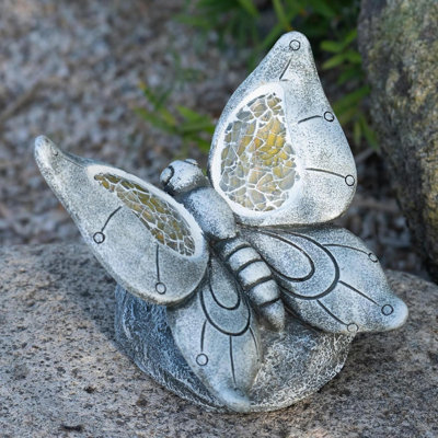 Statue de jardin solaire en forme de papillon - Figurine d'extérieur en résine avec lumière solaire pour cadeau de jardin