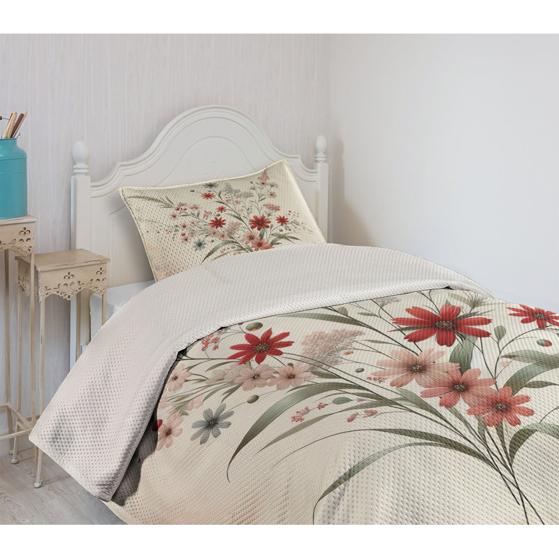 Polyester Floral Coverlet, Twin Coverlet + 1 Standard Shams