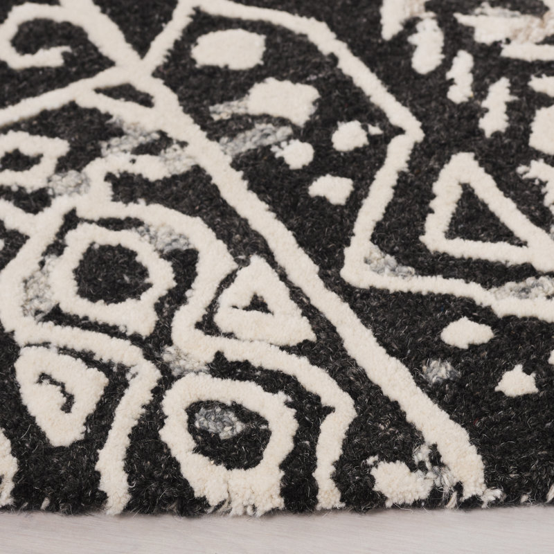 Ebony Hand Tufted Wool Pile Rug, Round 6'