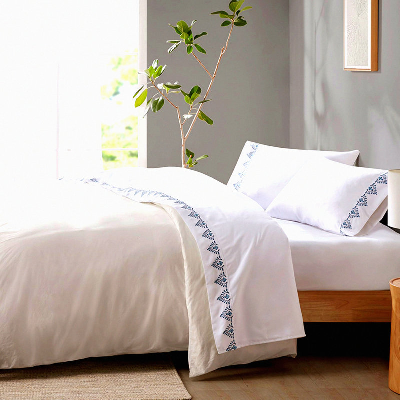 Luxury Soft Sheet Set - 100% Brushed Microfiber Bedding with Pillowcases - 4 Piece Sheets for Deep Mattresses - Sheets