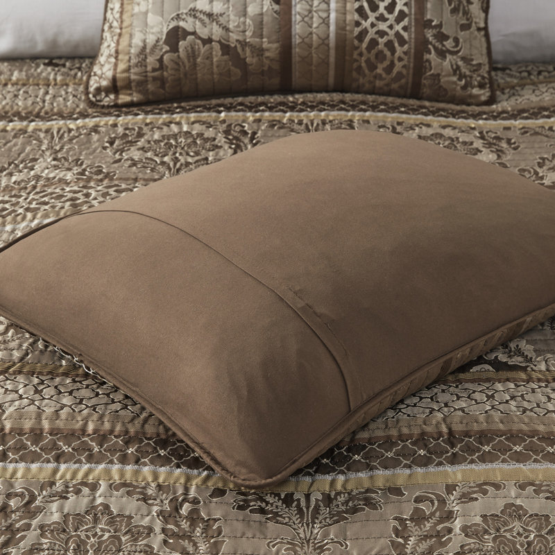 98653203D-E60E Bedding