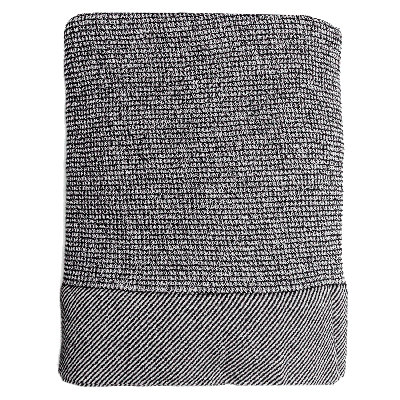 Pergamon Throw in Black