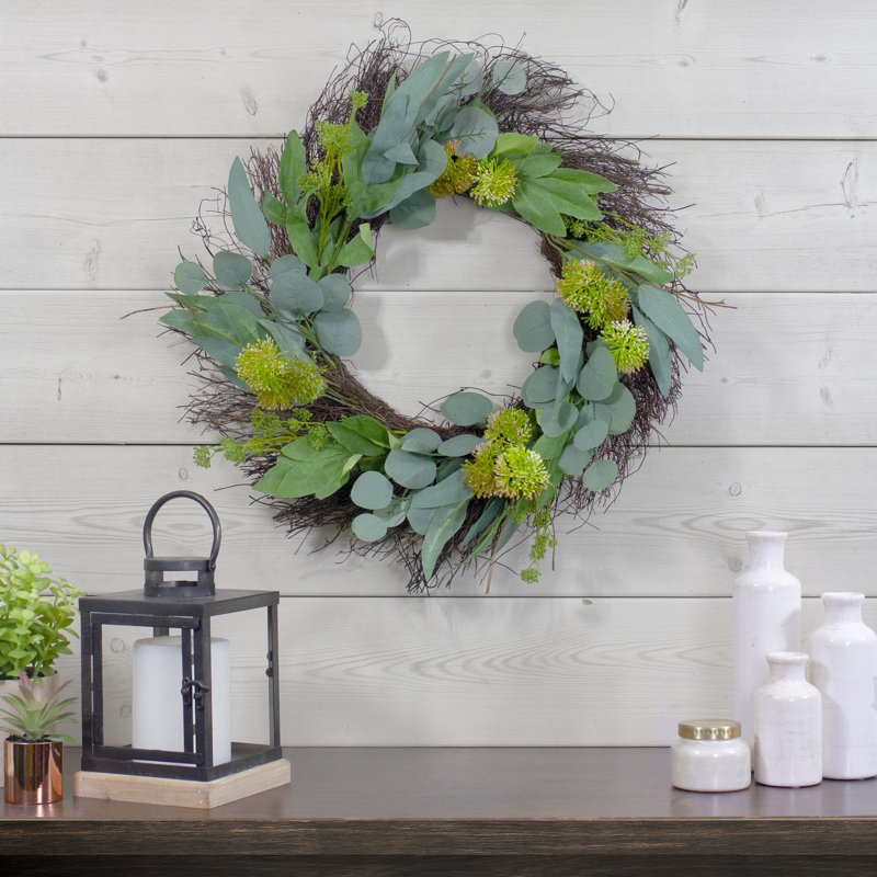 Couronne de feuilles d'olivier et de rameaux floraux vert et blanc 23 po