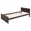Petit lit plateforme multifonctionnel en bois massif brun riche avec bureau, tablettes, garde-robe et lit simple supplémentaire