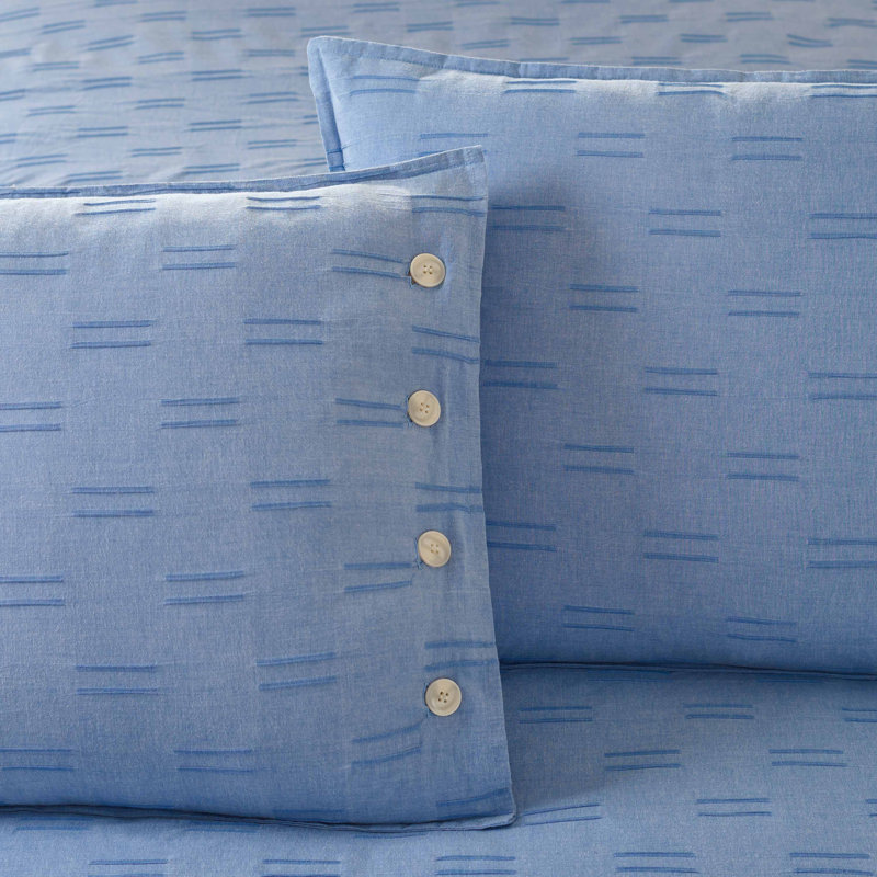 Southern Tide Matthew's Bluff  Light Blue Comforter Set, Queen + 2 Standard Pillow Shams