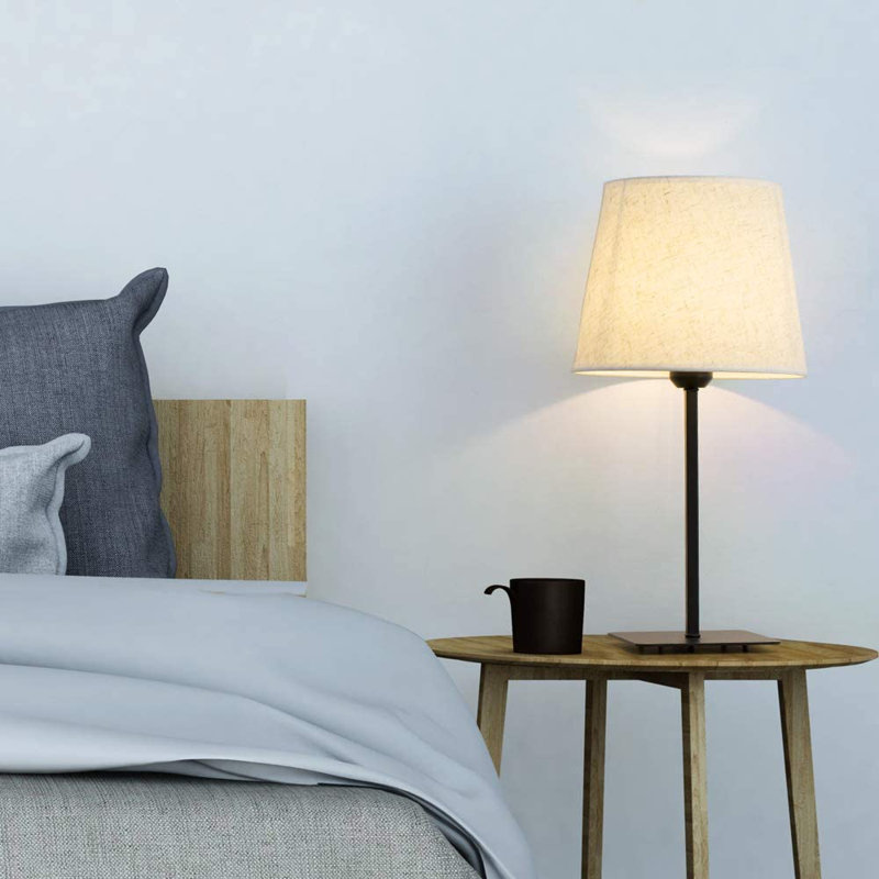 Metal Table Lamp, Black