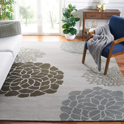 Soho Hand Tufted Wool Floral Rug