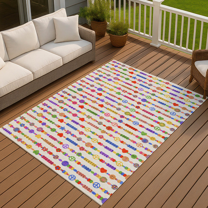 Machine Washable Indoor/Outdoor Chantille ACN2658 Kids Rug, Ivory, 5' x 7'6"