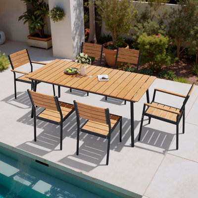 Ensemble repas pour 6 personnes en aluminium avec chaises empilables et trou pour parasol