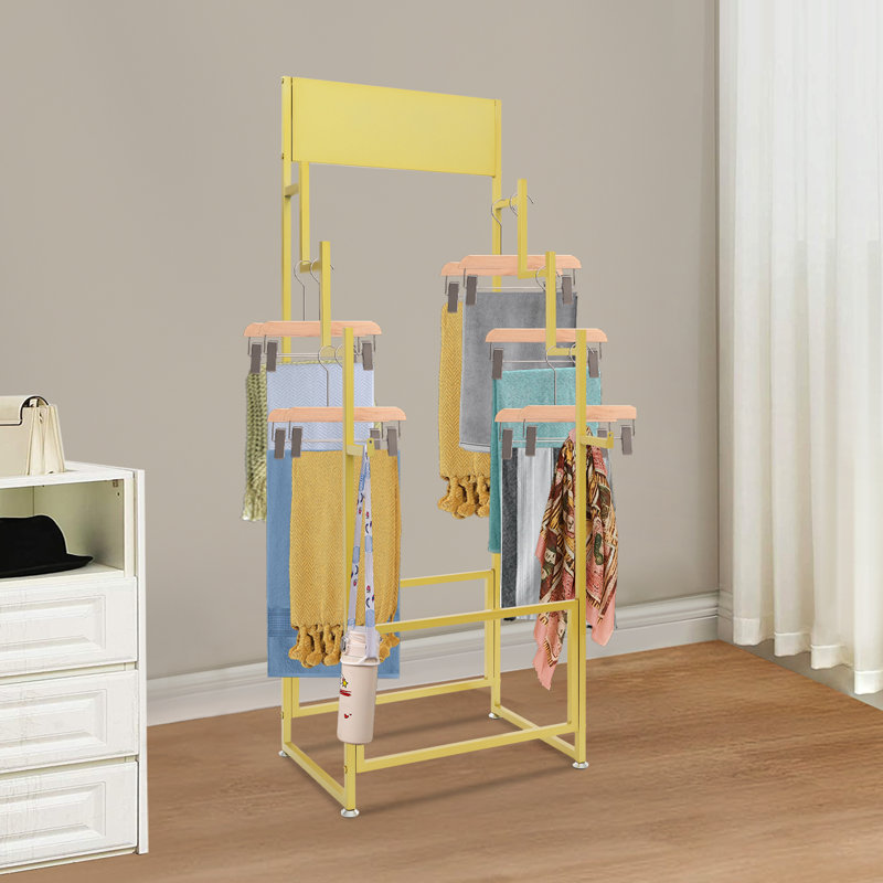 Présentoir de tapis sur pied, Doré