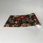 Rouleau de papier peint adhésif Bring On The Drama à motif floral l 20,5 po x L 18 po