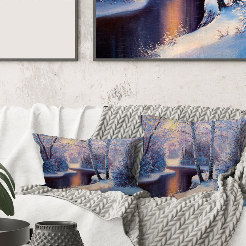 Rectangle, forêt de Noël avec rivière et arbres I - coussin décoratif traditionnel