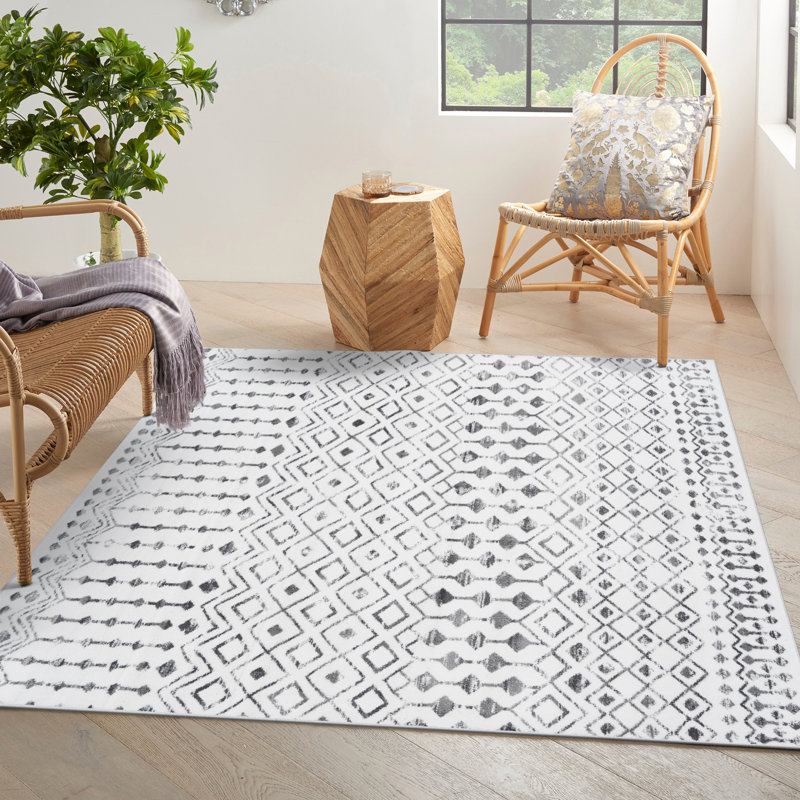 Geometric Silver/White Area Rug, Rectangle 4' x 5'