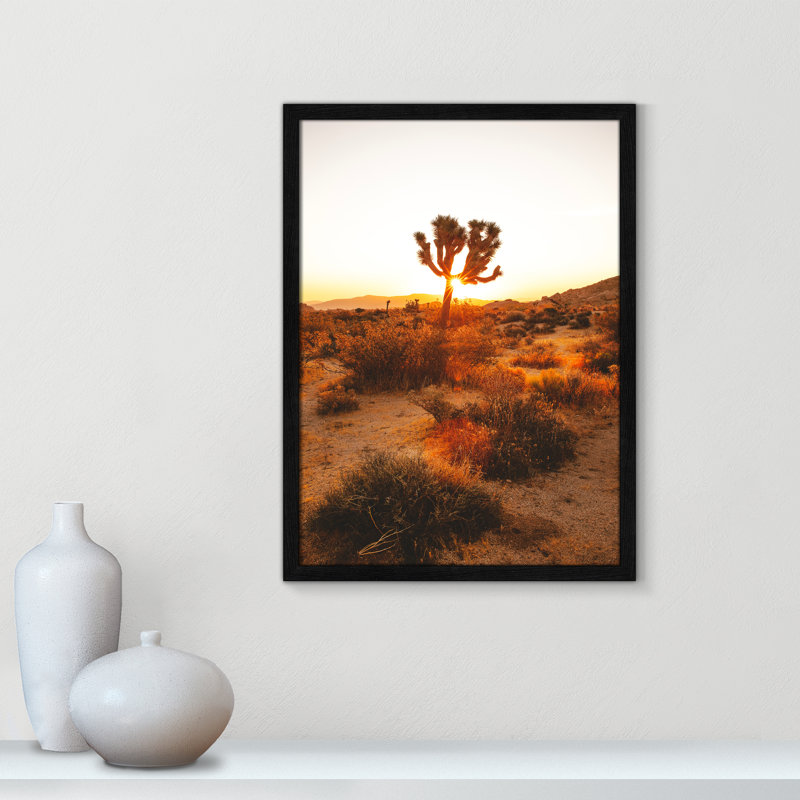 «Desert Dawn» par Joshua Earle - reproduction imprimée, H 23 po x l 17 po x P 0,75 po, Cadre noir mince, Pas de tapis