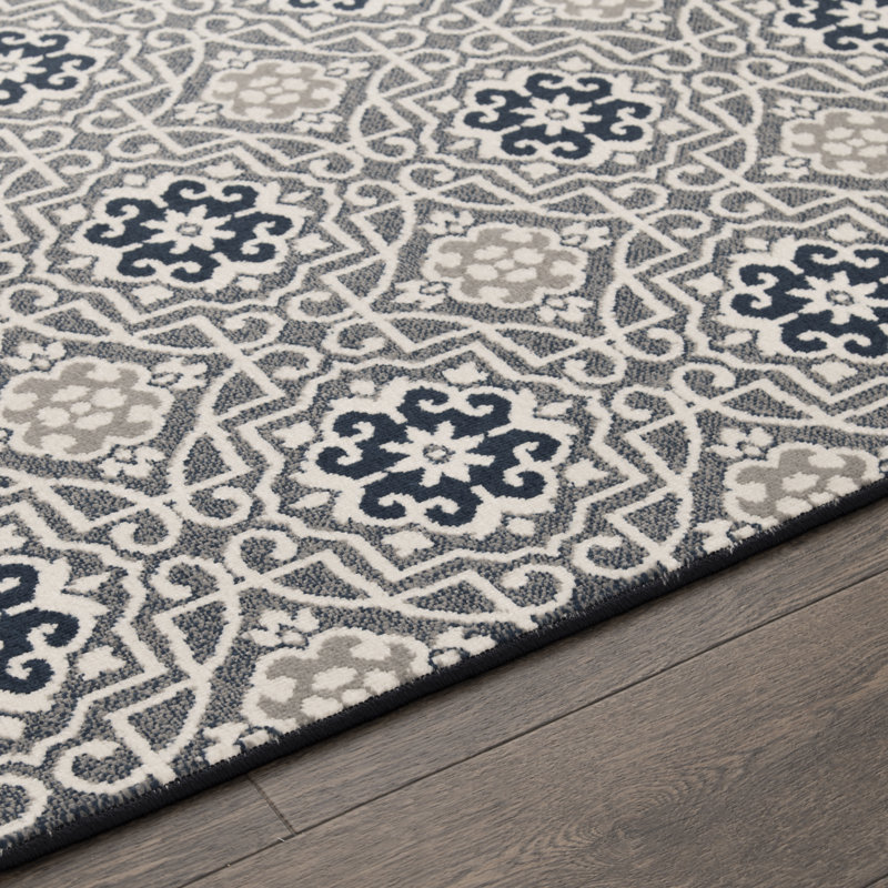 Geometric Indoor / Outdoor Rug, Rectangle 2' x 3'
