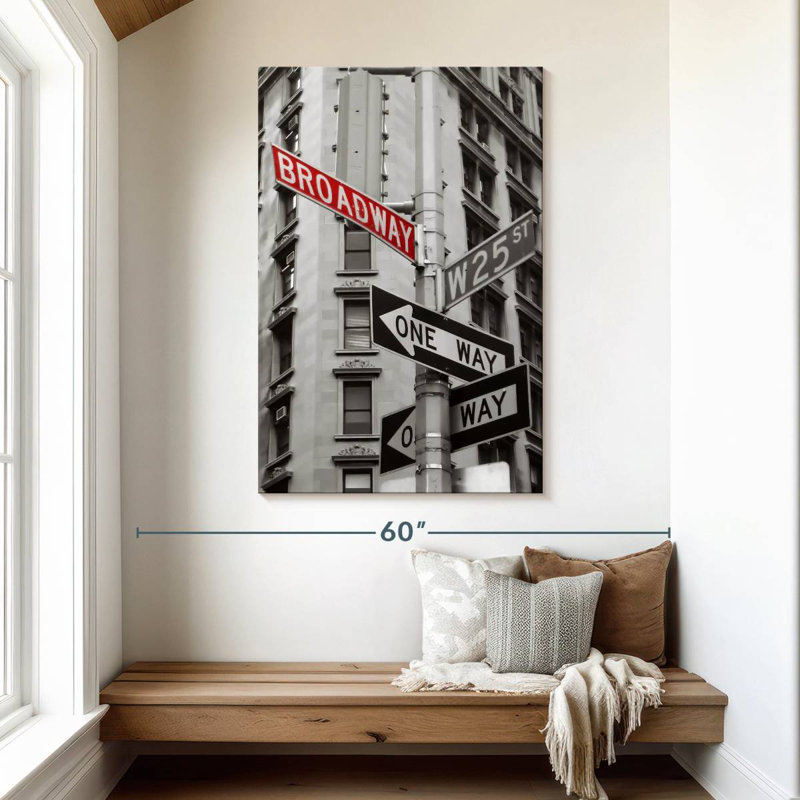Mehar NY Broadway Sign Pop, H 48 po x l 32 po