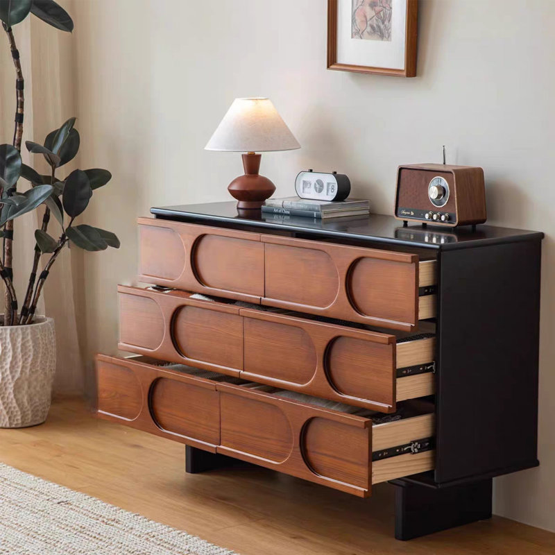 Wall-mounted household storage cabinet