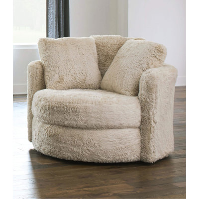 Fauteuil d'appoint contemporain crème/beige avec accoudoirs droits, revêtement en chenille, support en bois massif, dossier à coussins amovibles, coussins inclus, 124 cm de large, 97 cm de haut, 1 pièce, revêtement rond, base incluse.