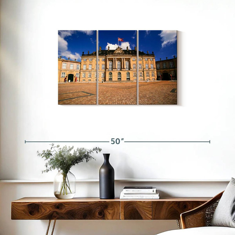 Palais d'Amalienborg, H 20 po x l 33 po