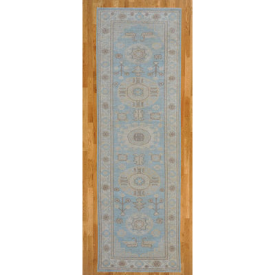 Hand Knotted Wool Oriental Area Rug