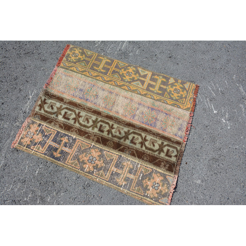 Tapis turcs, tapis Boho, petit tapis de 2,4 pi x 2,6 pi, tapis beige et tapis rétro