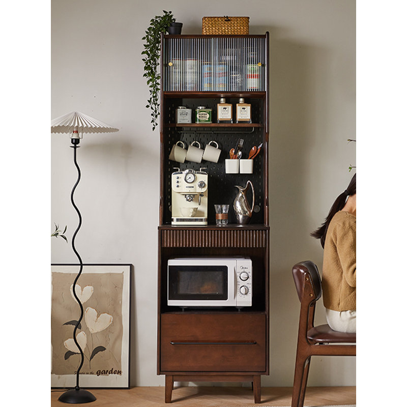 Grande armoire de cuisine scandinave, Cerisier